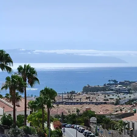 Apartment La Margarita Villas Canarias - Cocina Y Bano Compartidos Con El Propietario- Costa Adeje (Tenerife)